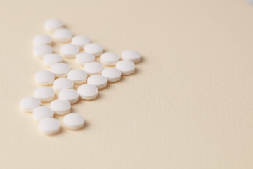 Hilft Biotin gegen Haarausfall? Was Nahrungsergänzung wirklich bringt